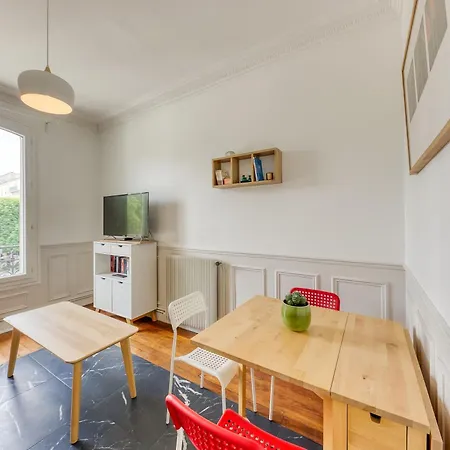 Le Confortable Et Design - Paris - Stade De France Apartment